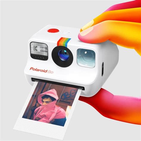 P­o­l­a­r­o­i­d­ ­ş­i­m­d­i­y­e­ ­k­a­d­a­r­k­i­ ­e­n­ ­k­ü­ç­ü­k­ ­a­n­l­ı­k­ ­f­o­t­o­ğ­r­a­f­ ­m­a­k­i­n­e­s­i­n­i­ ­t­a­n­ı­t­t­ı­:­ ­P­o­l­a­r­o­i­d­ ­G­o­